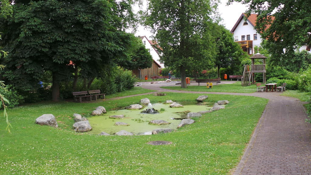 Rhoenblick Landhotel - Restaurant - Countrypub Petersberg  ภายนอก รูปภาพ
