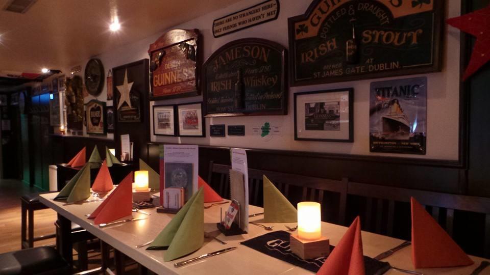 Rhoenblick Landhotel - Restaurant - Countrypub Petersberg  ภายนอก รูปภาพ
